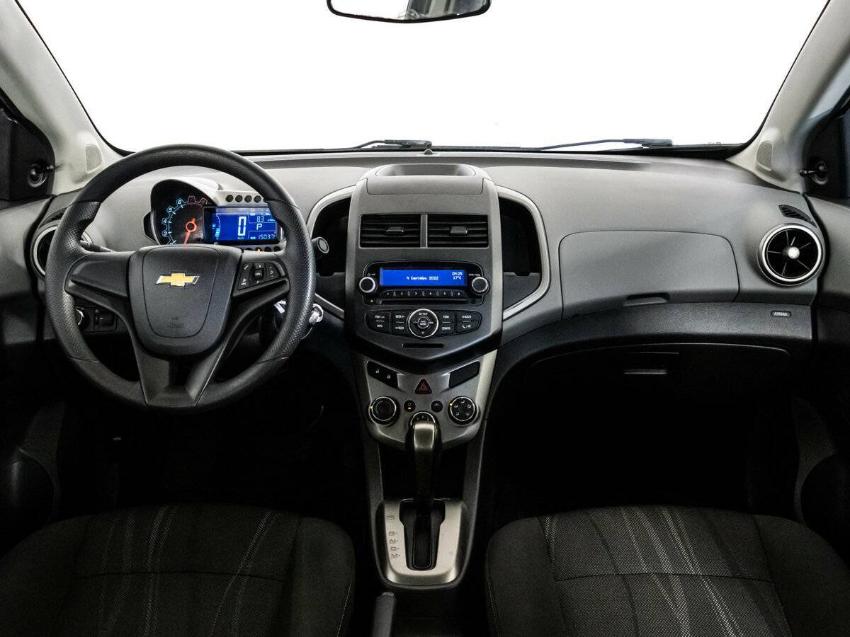 Chevrolet Aveo, 2014 Фото №10