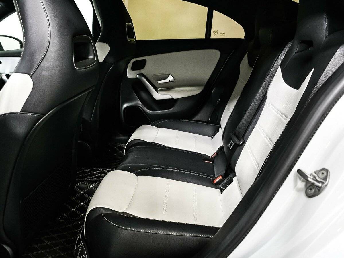 Mercedes-Benz CLA 200, 2020 Фото №12