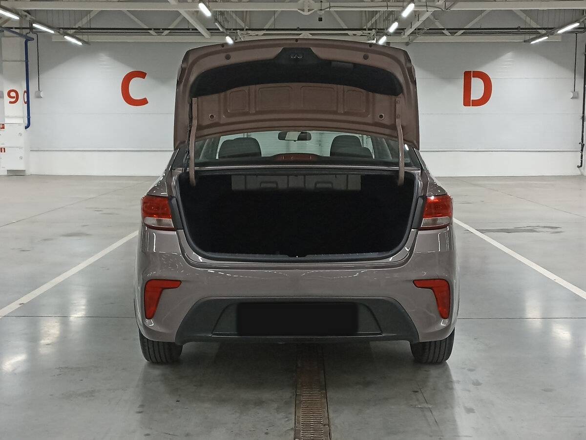 Kia Rio, 2018 Фото №10