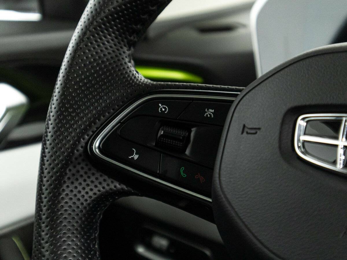 Geely Coolray (Binyue Cool), 2023 Фото №22