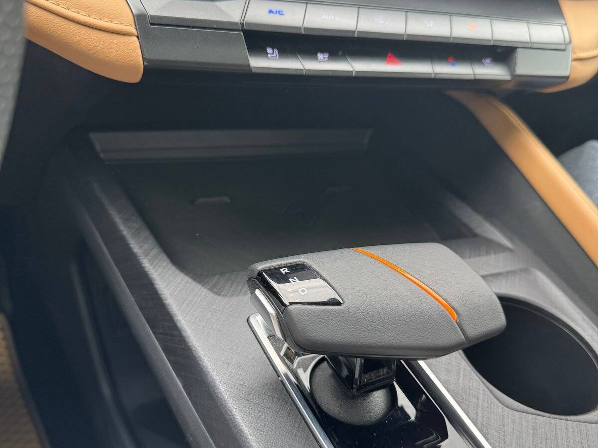 Changan UNI-V, 2023 Фото №11