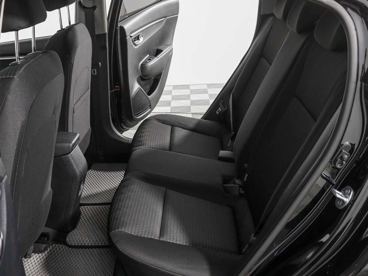 Kia Rio, 2020 Фото №12