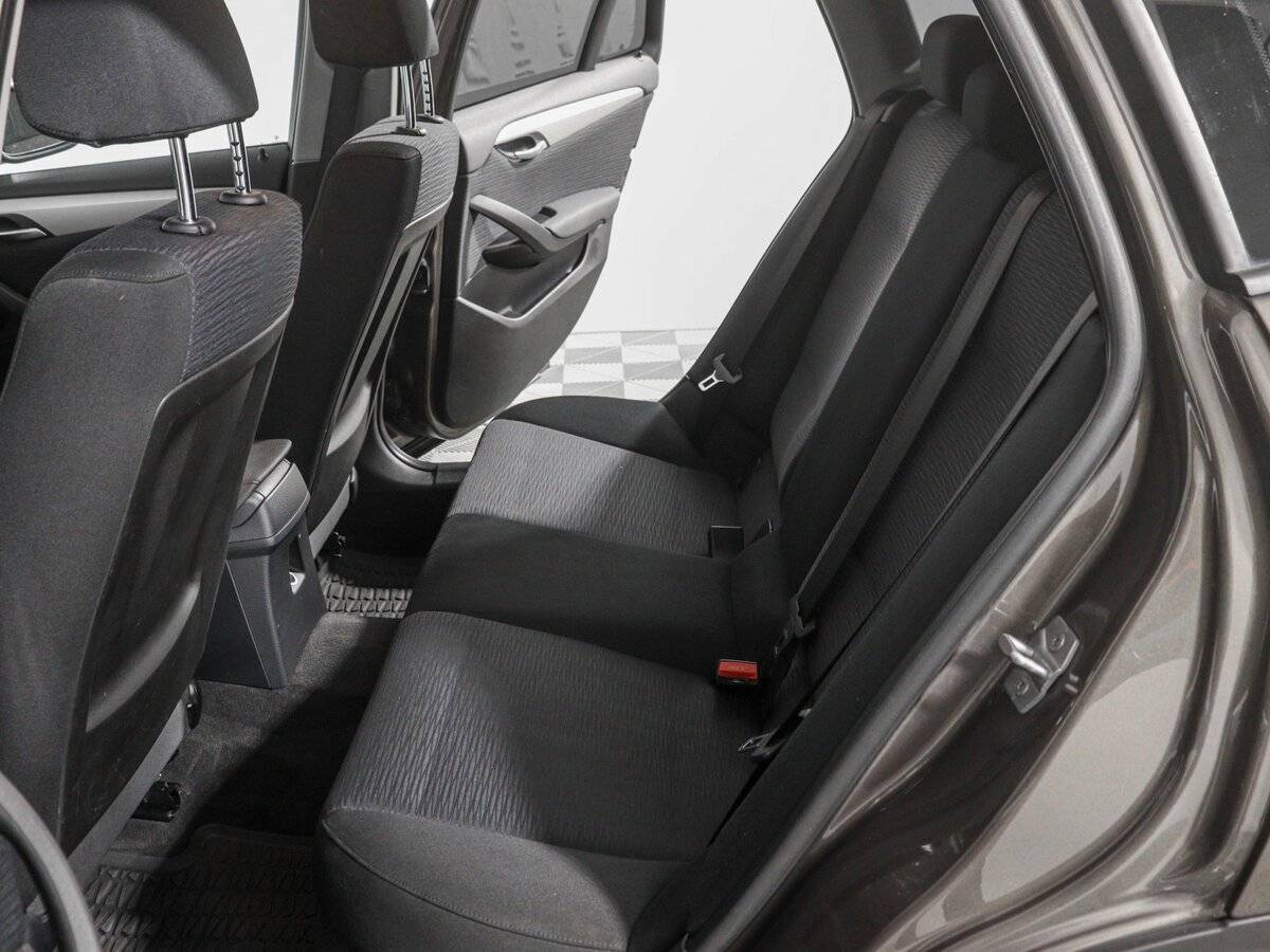 BMW X1 18i, 2014 Фото №9