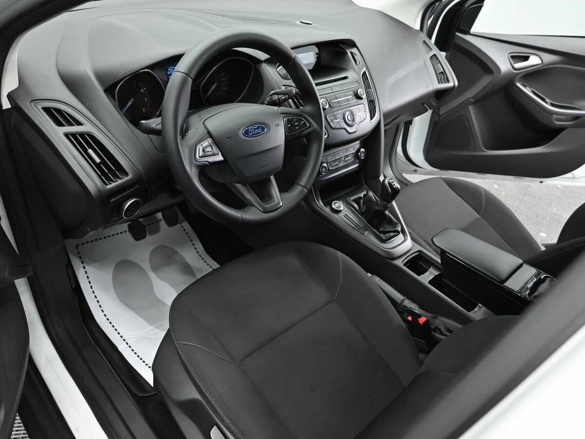 Ford Focus, 2016 Фото №8