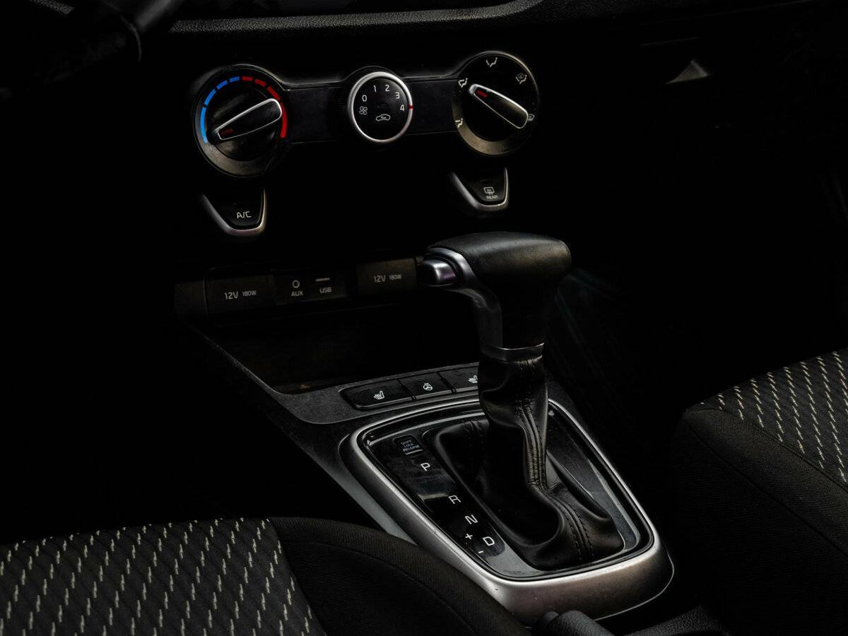 Kia Rio, 2017 Фото №9