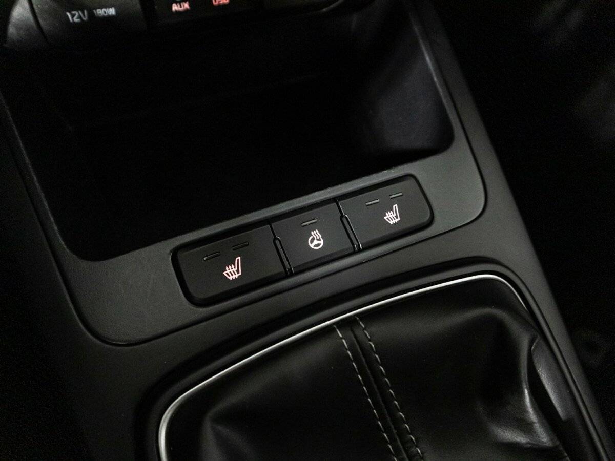 Kia Rio, 2019 Фото №17