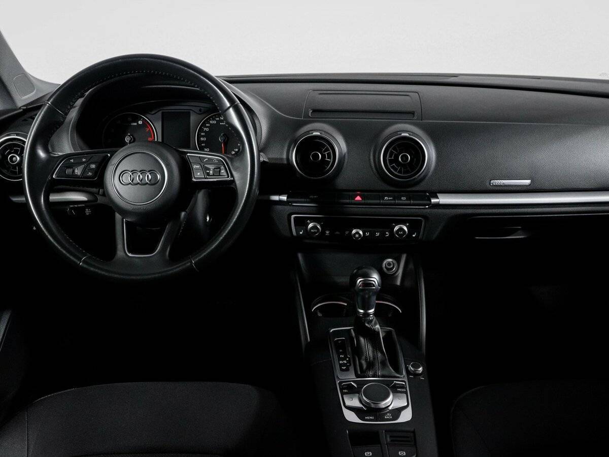 Audi A3, 2018 Фото №12