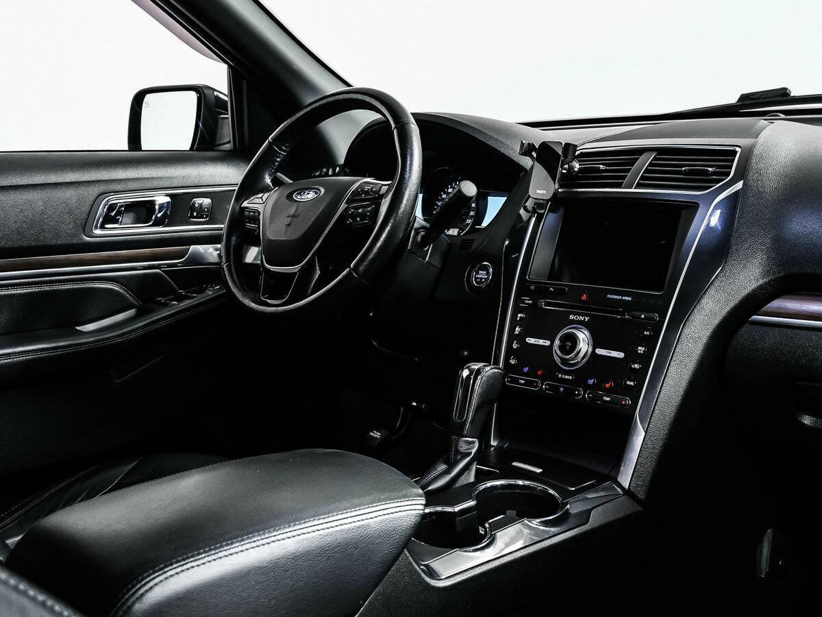 Ford Explorer, 2018 Фото №9