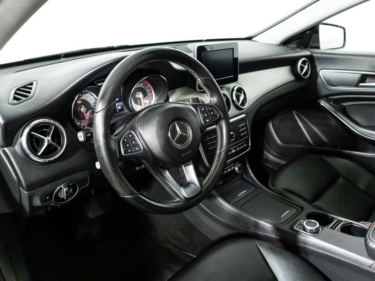 Mercedes-Benz CLA 250, 2015 Фото №11
