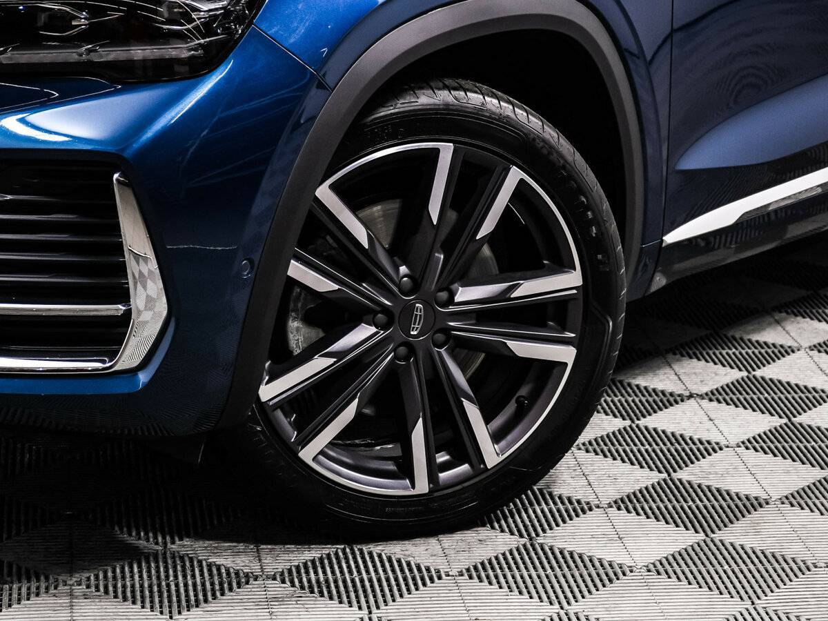 Geely Monjaro, 2022 Фото №14