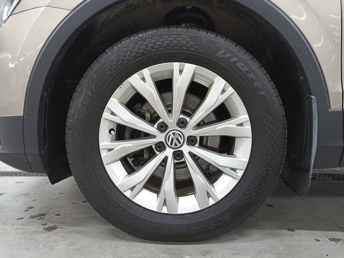 Volkswagen Tiguan, 2017 Фото №18