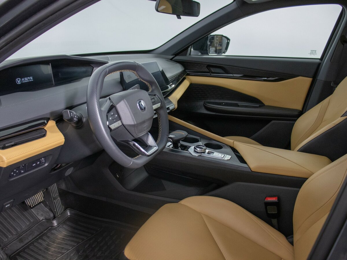 Changan UNI-V I, 2023 Фото №10