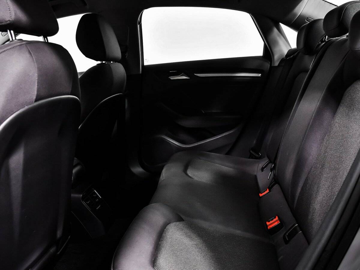 Audi A3 III (8V) Рестайлинг, 2019 Фото №13