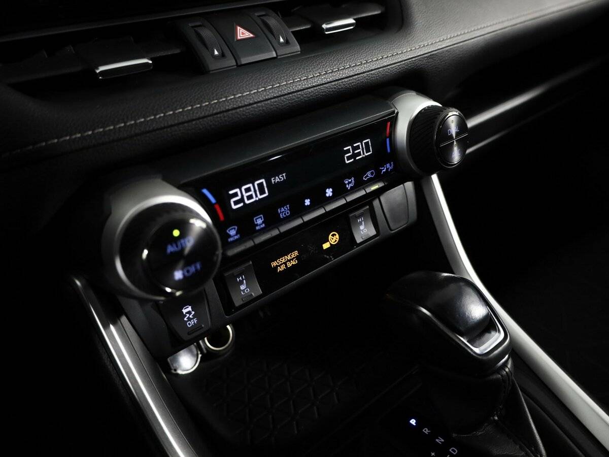 Toyota RAV4 V (XA50), 2019 Фото №20