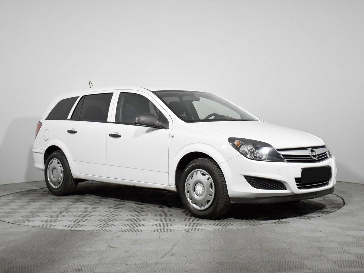 Opel Astra H Рестайлинг, 2013 Фото №3