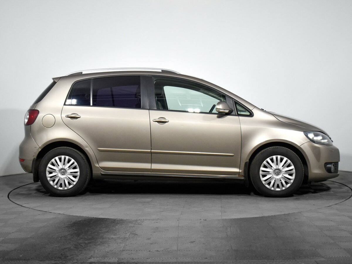 Volkswagen Golf Plus II, 2012 - 207 000 км. | Фото №4