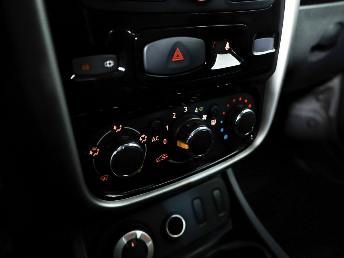 Renault Duster I, 2014 Фото №20