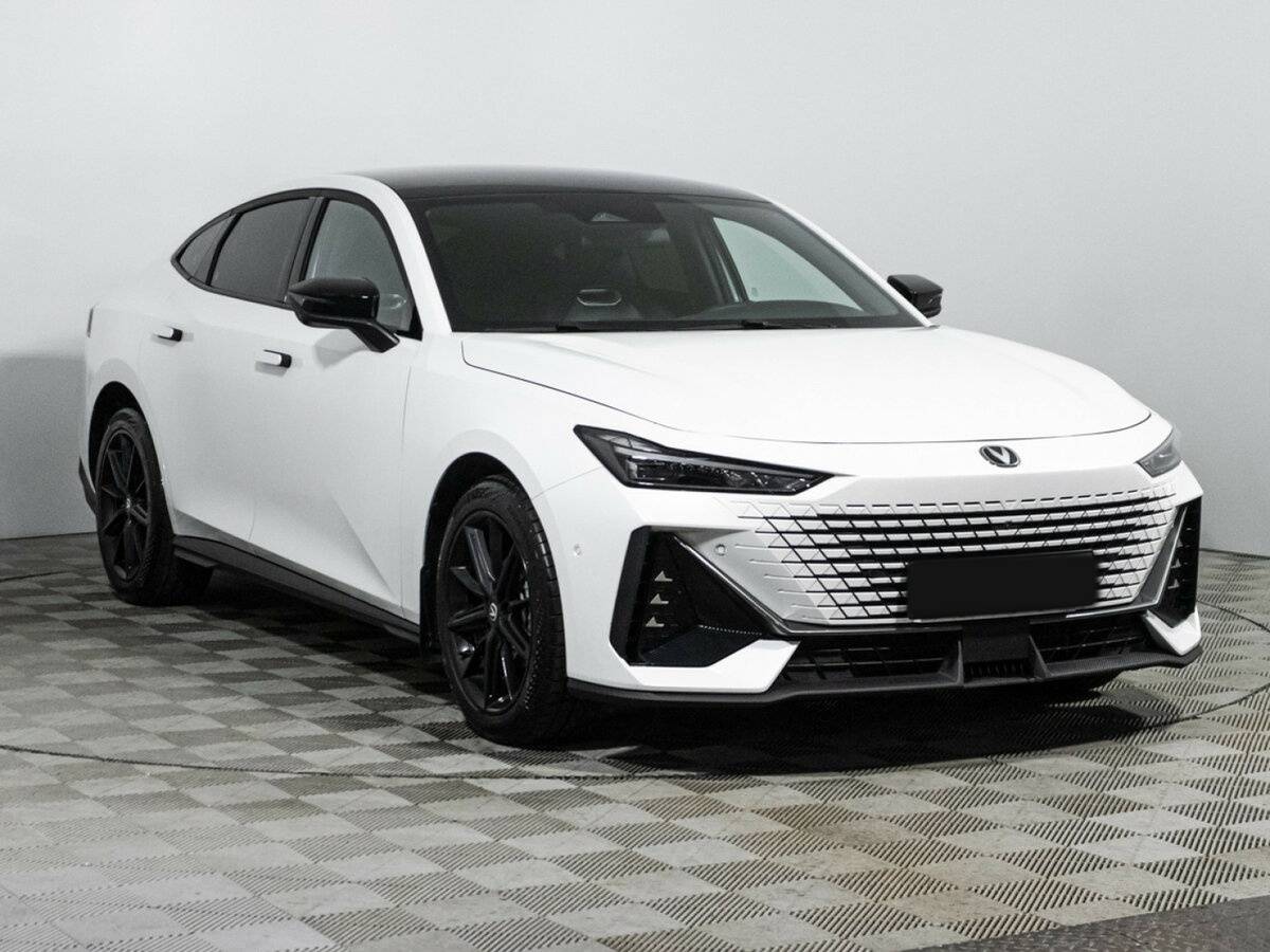 Changan UNI-V I, 2023 - 10 335 км. | Фото №3