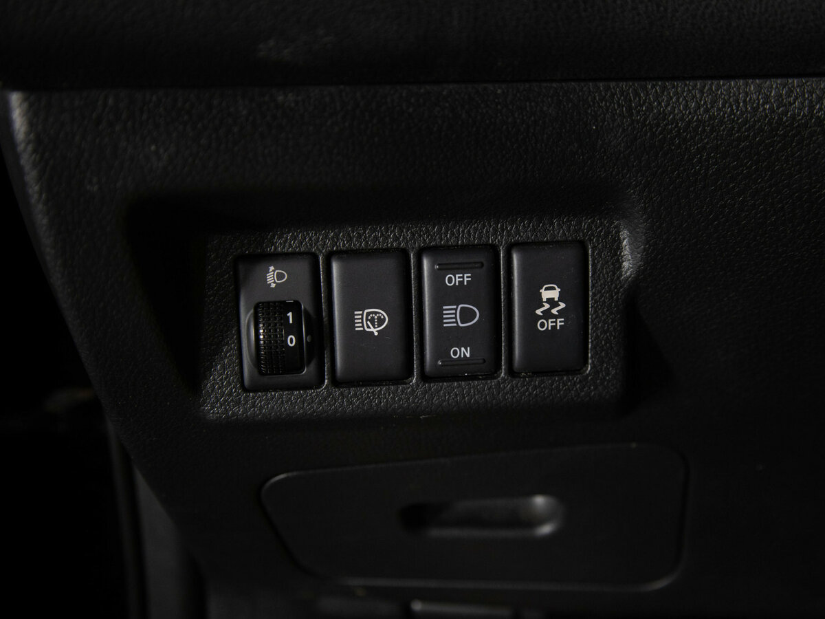 Nissan X-Trail II Рестайлинг, 2012 Фото №15