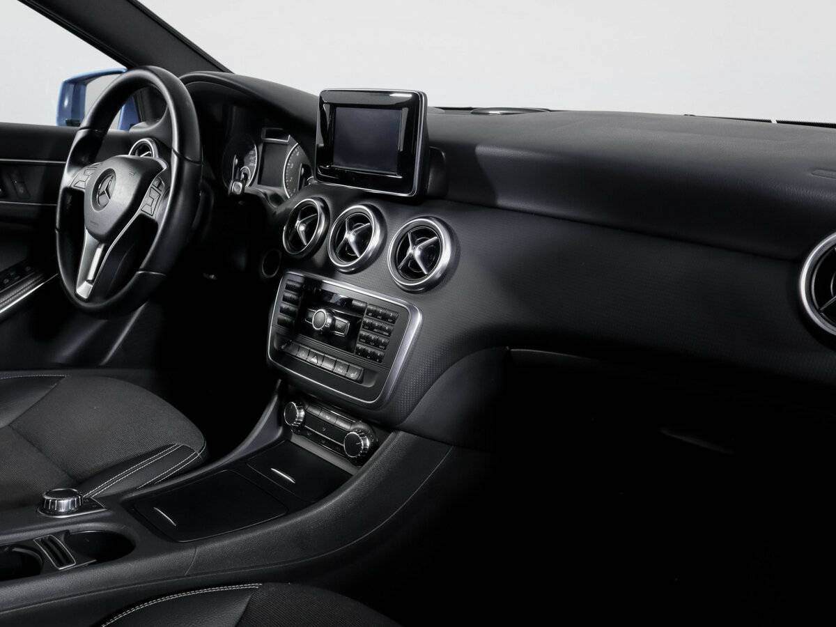 Mercedes-Benz A-Класс 180 III (W176), 2014 - 85 989 км. | Фото №7