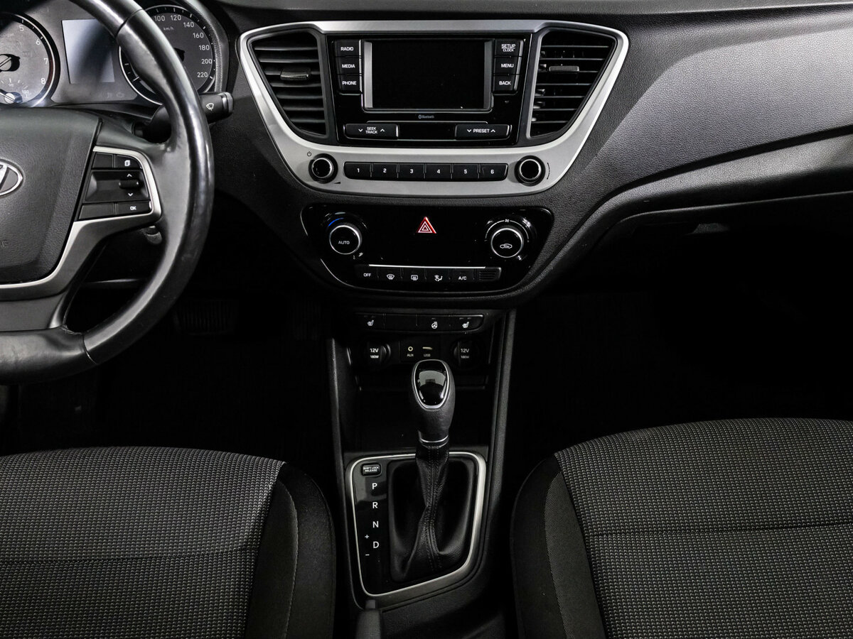 Hyundai Solaris II, 2017 Фото №10