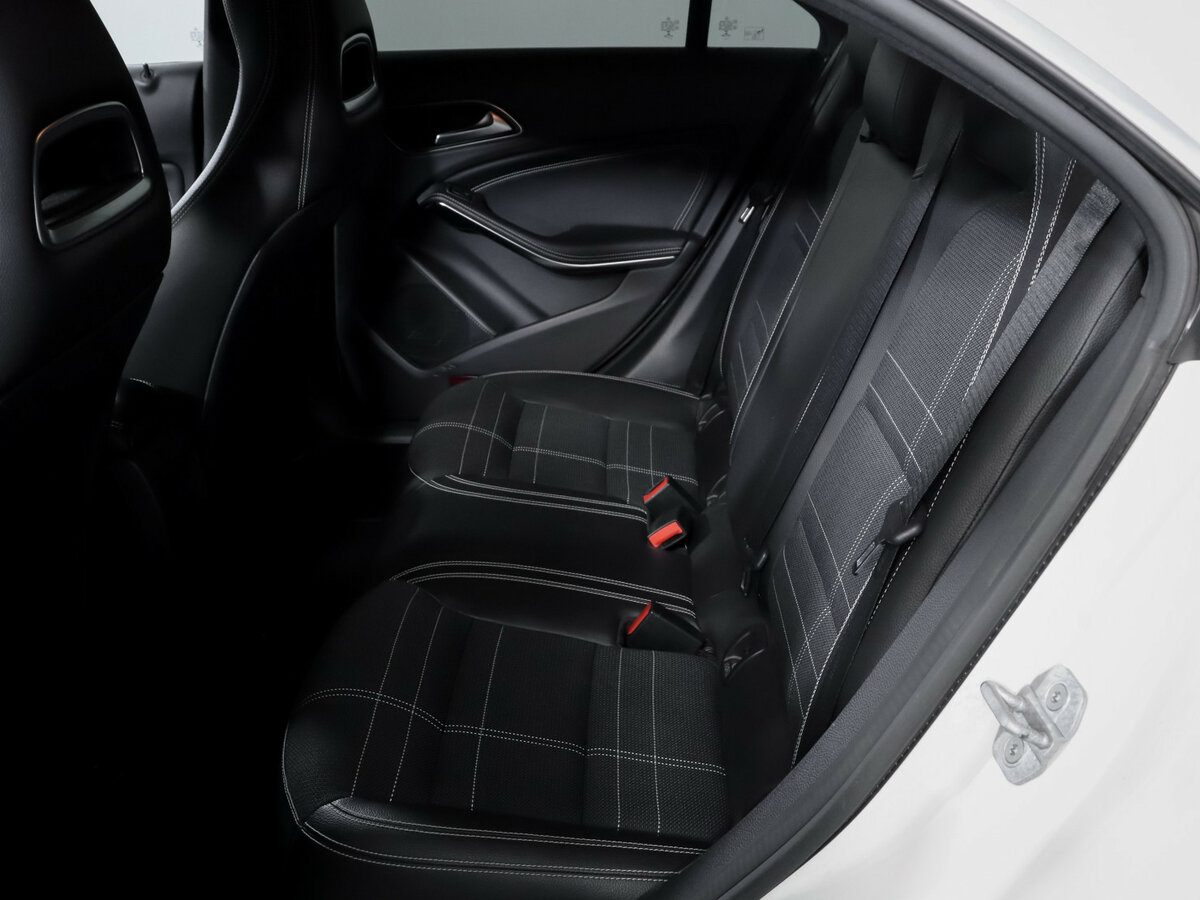 Mercedes-Benz CLA 250 I (C117, X117), 2014 - 81 616 км. | Фото №8
