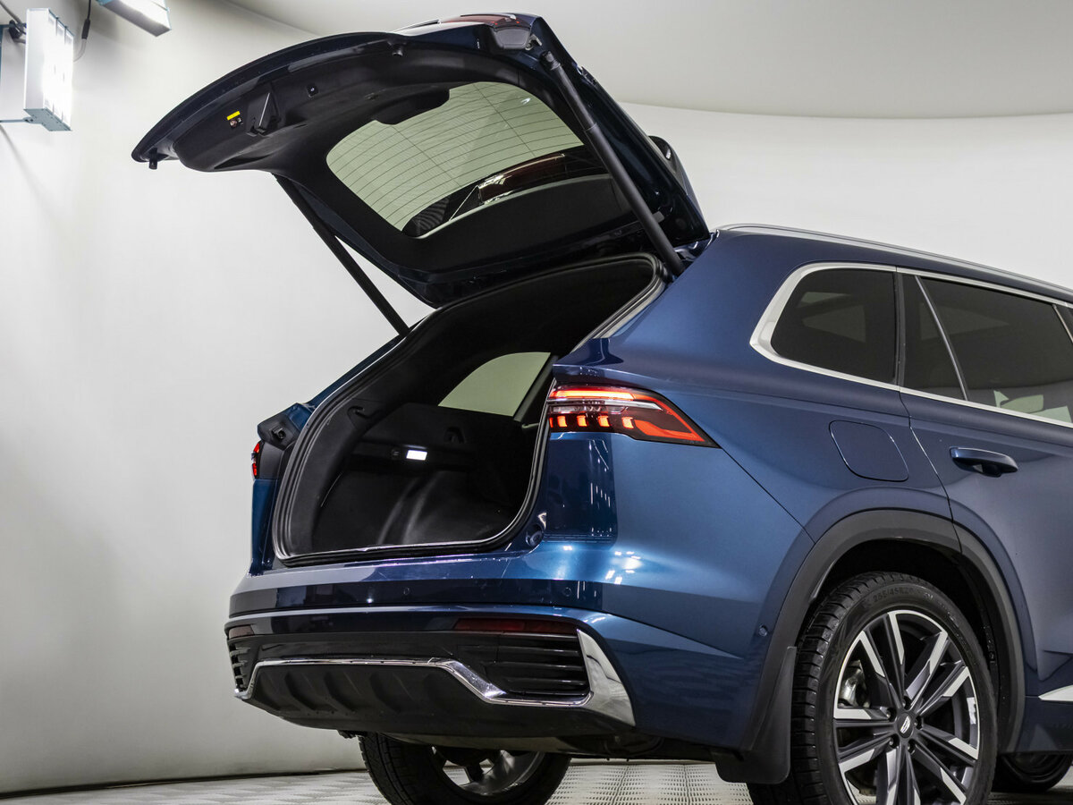 Geely Monjaro I, 2023 Фото №16