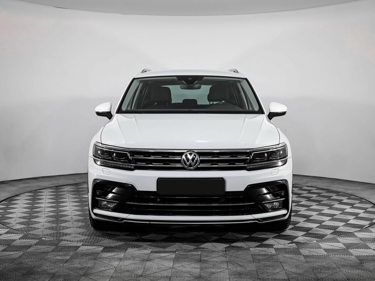 Volkswagen Tiguan II, 2019 - 92 843 км. | Фото №2