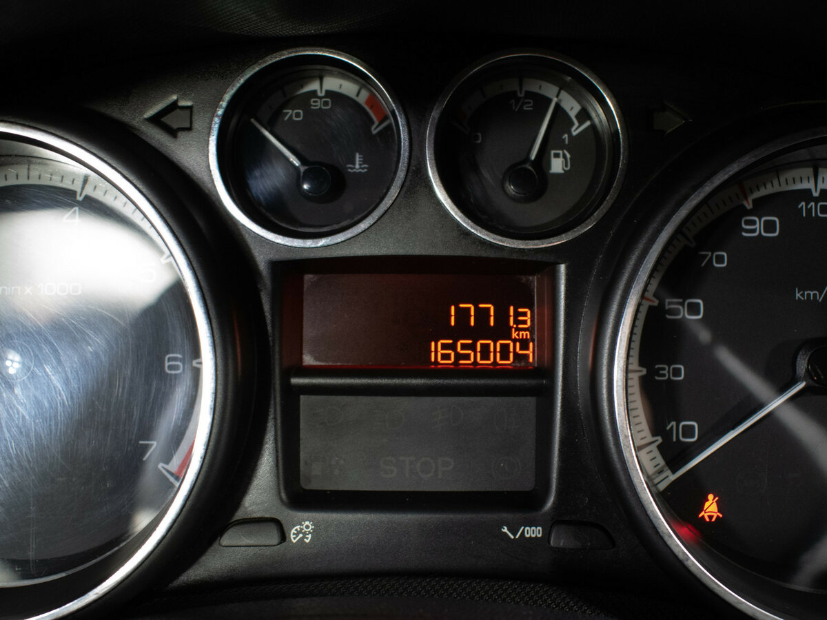 Peugeot 408 I, 2013 Фото №12