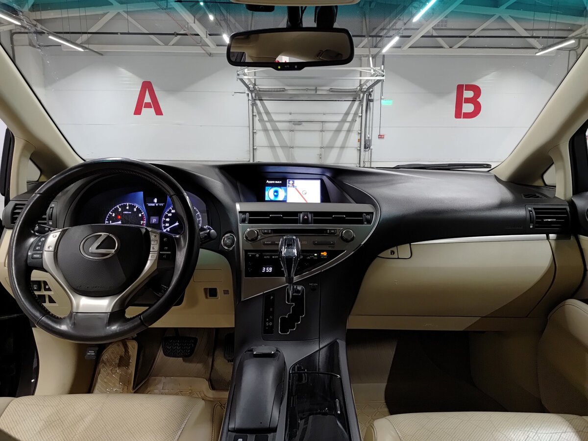 Lexus RX 270 III Рестайлинг, 2013 Фото №14